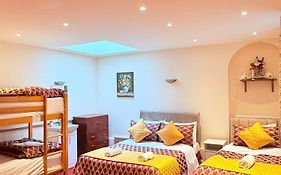 Albro House Hotel